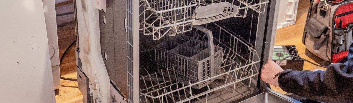 Step-by-Step Guide to Cleaning Dishwashers